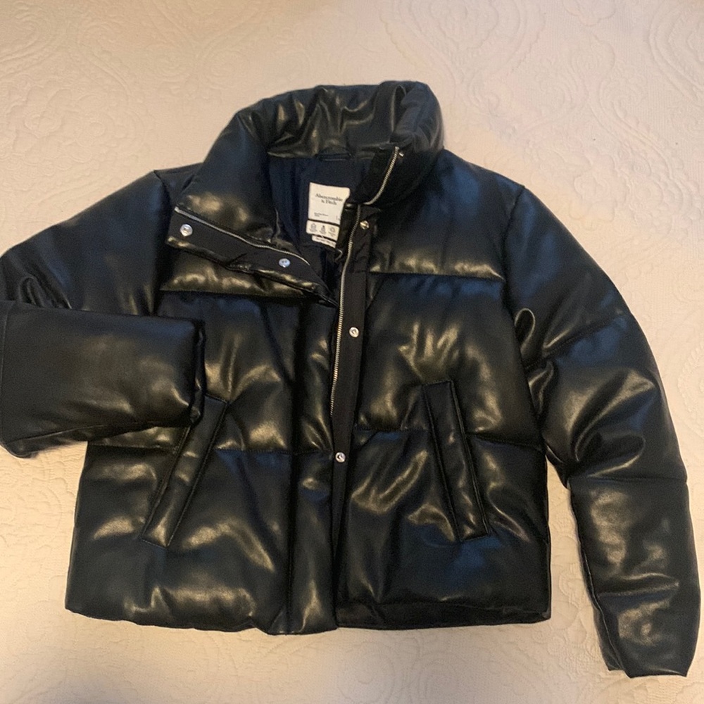 Abercrombie and Fitch Fake Leather Puffer Jacket M